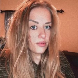 Meet your Posher, Chrissy